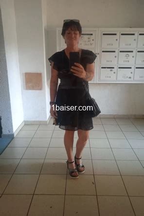 escort girl sur metz|Escort Girl Metz. Trouvez une belle Escorte Girl Metz